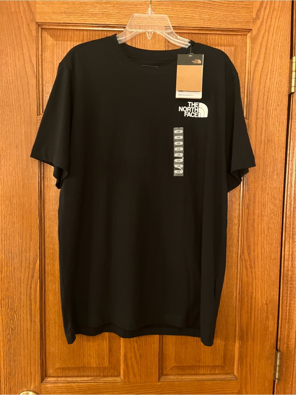 NWT The North Face Men's Evo
Throwback SS Graphic Tee - Size Large